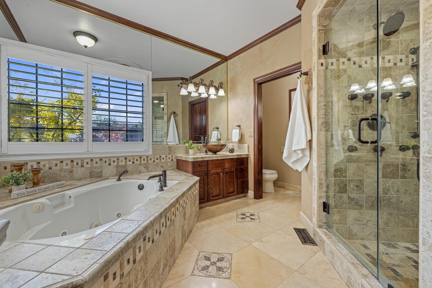 Detail Gallery Image 42 of 81 For 2410 Brittany Ct, Lodi,  CA 95242 - 4 Beds | 4/1 Baths