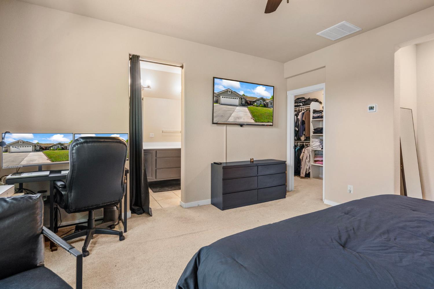 Detail Gallery Image 34 of 39 For 4242 Ocean Ln, Elk Grove,  CA 95757 - 4 Beds | 2/1 Baths