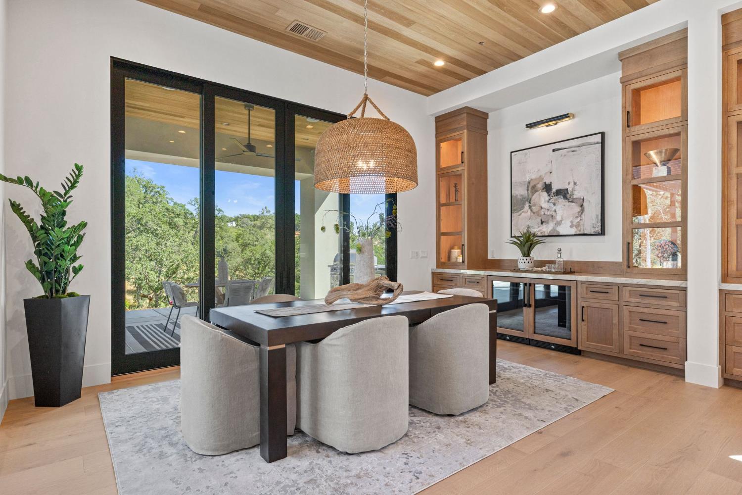 Detail Gallery Image 12 of 93 For 789 Del Coronado Ct, El Dorado Hills,  CA 95762 - 5 Beds | 5/1 Baths