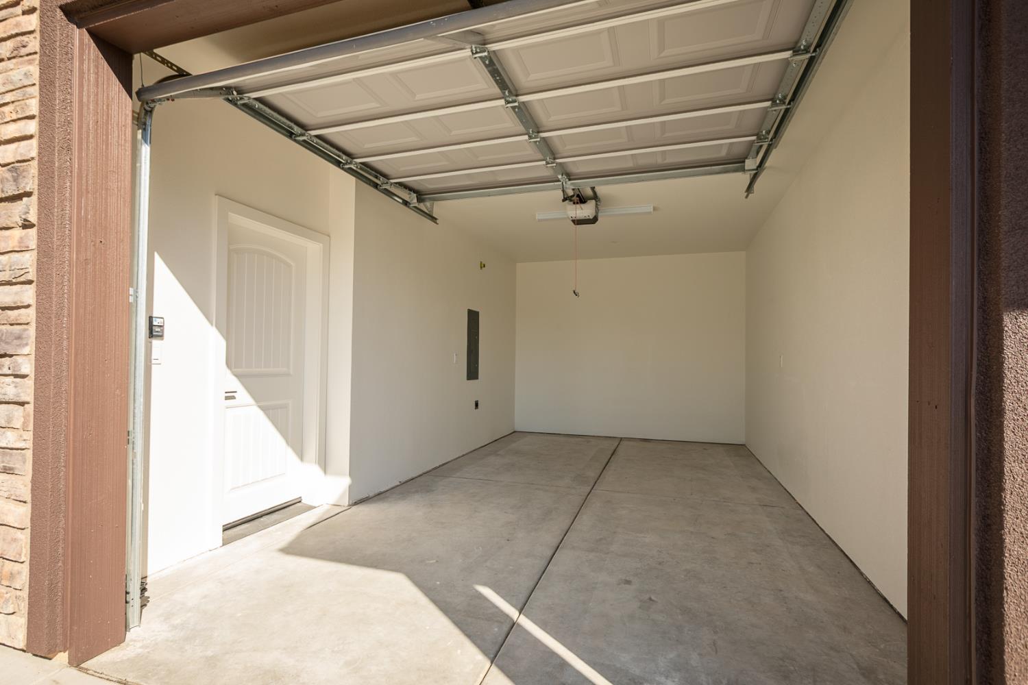 Detail Gallery Image 14 of 20 For 908 N. Olive Ave #900,  Turlock,  CA 95380 - 3 Beds | 2/1 Baths
