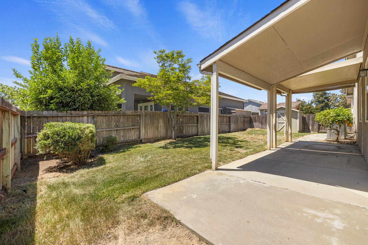 Detail Gallery Image 37 of 40 For 2264 Autumn Moon Way, Turlock,  CA 95382 - 4 Beds | 3 Baths