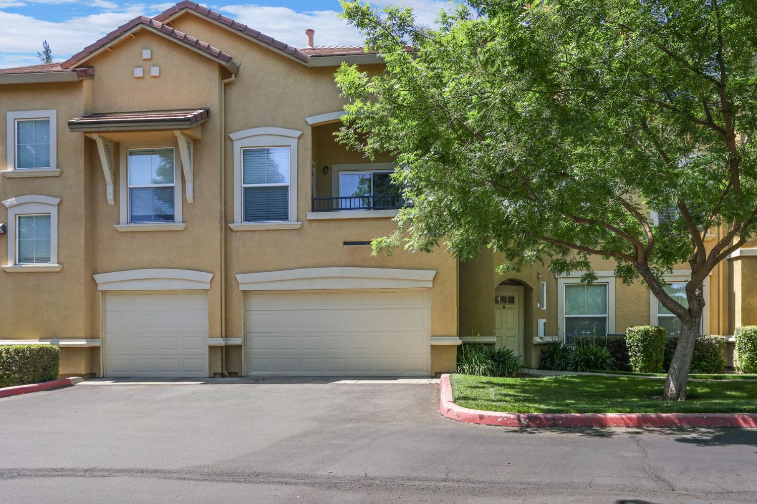 Detail Gallery Image 1 of 42 For 2487 Torino, West Sacramento,  CA 95619 - 2 Beds | 2 Baths