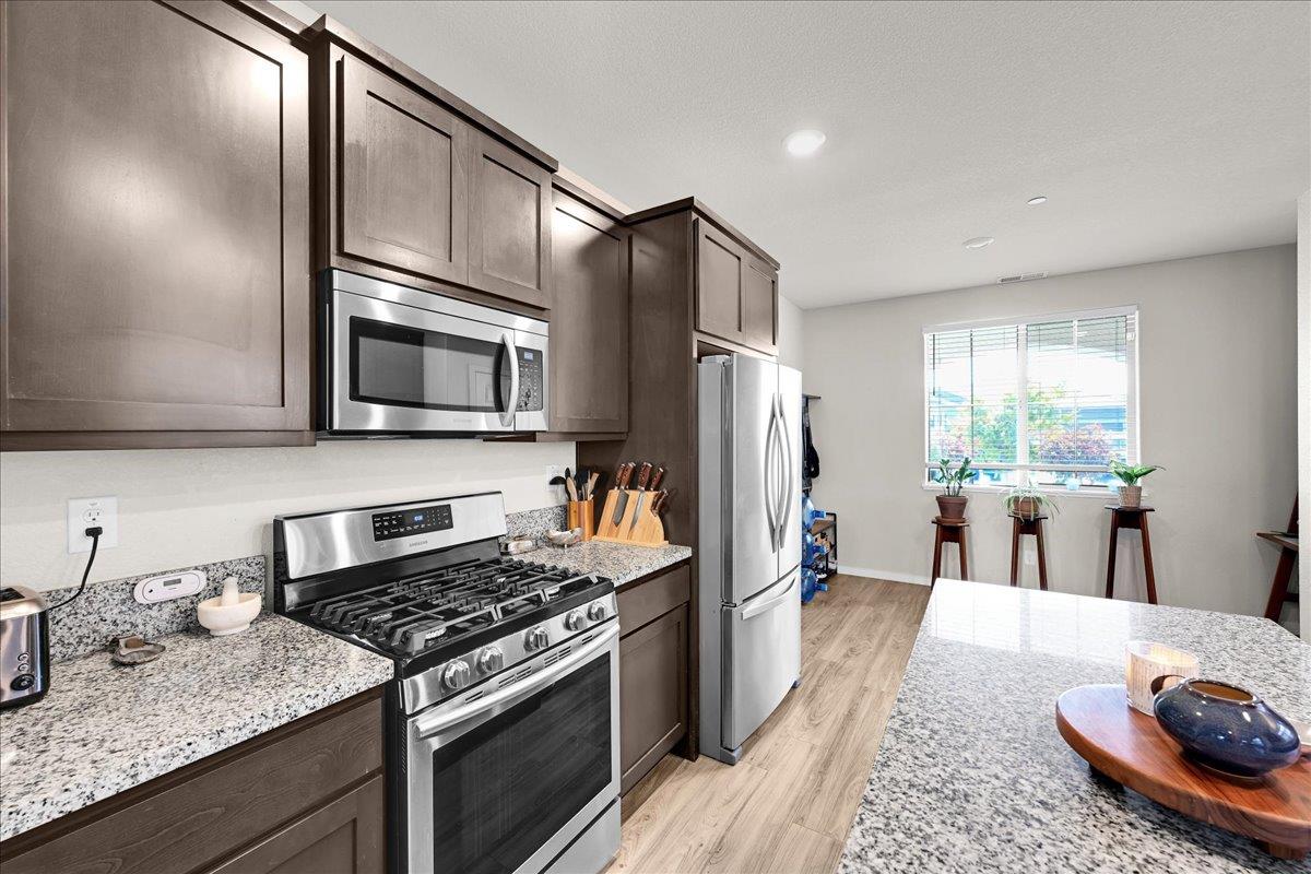 Freestone Drive, Marysville, California image 21
