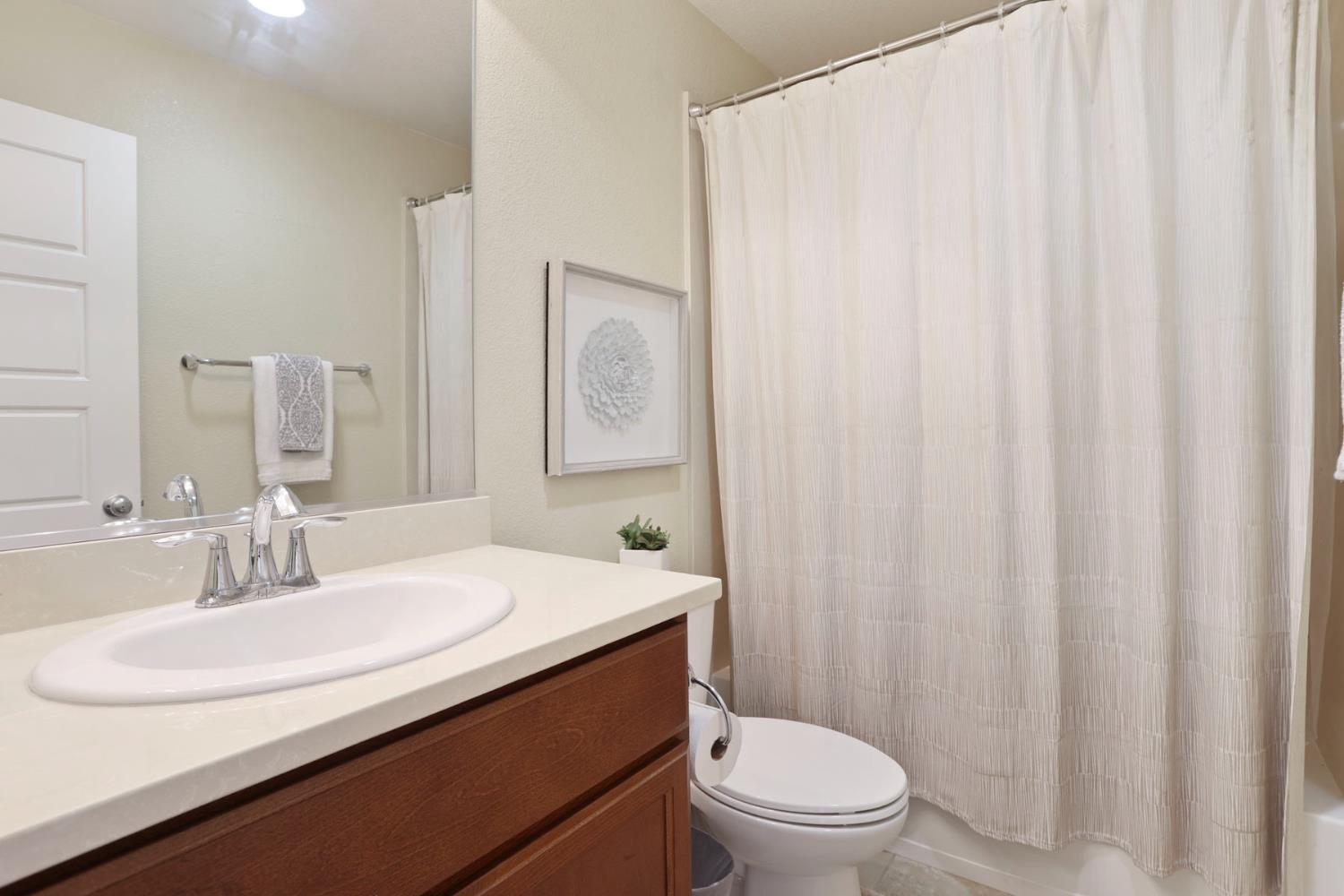 Detail Gallery Image 35 of 50 For 736 Open Range Ave, Lathrop,  CA 95330 - 3 Beds | 3 Baths