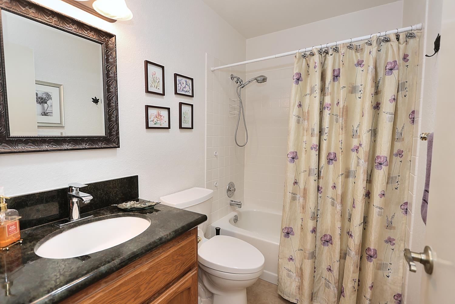 Detail Gallery Image 23 of 36 For 7043 Rancho Mirage Ct, Citrus Heights,  CA 95621 - 2 Beds | 2 Baths