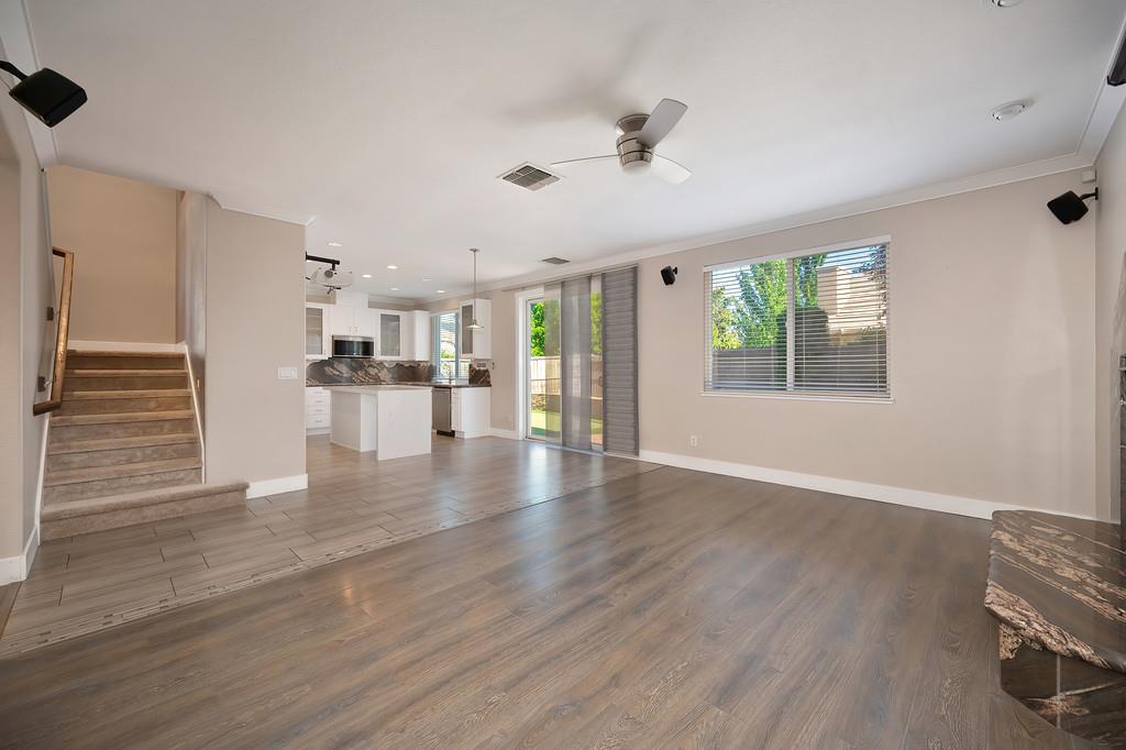 Detail Gallery Image 21 of 52 For 11886 Fire Agate Way, Rancho Cordova,  CA 95742 - 4 Beds | 3 Baths