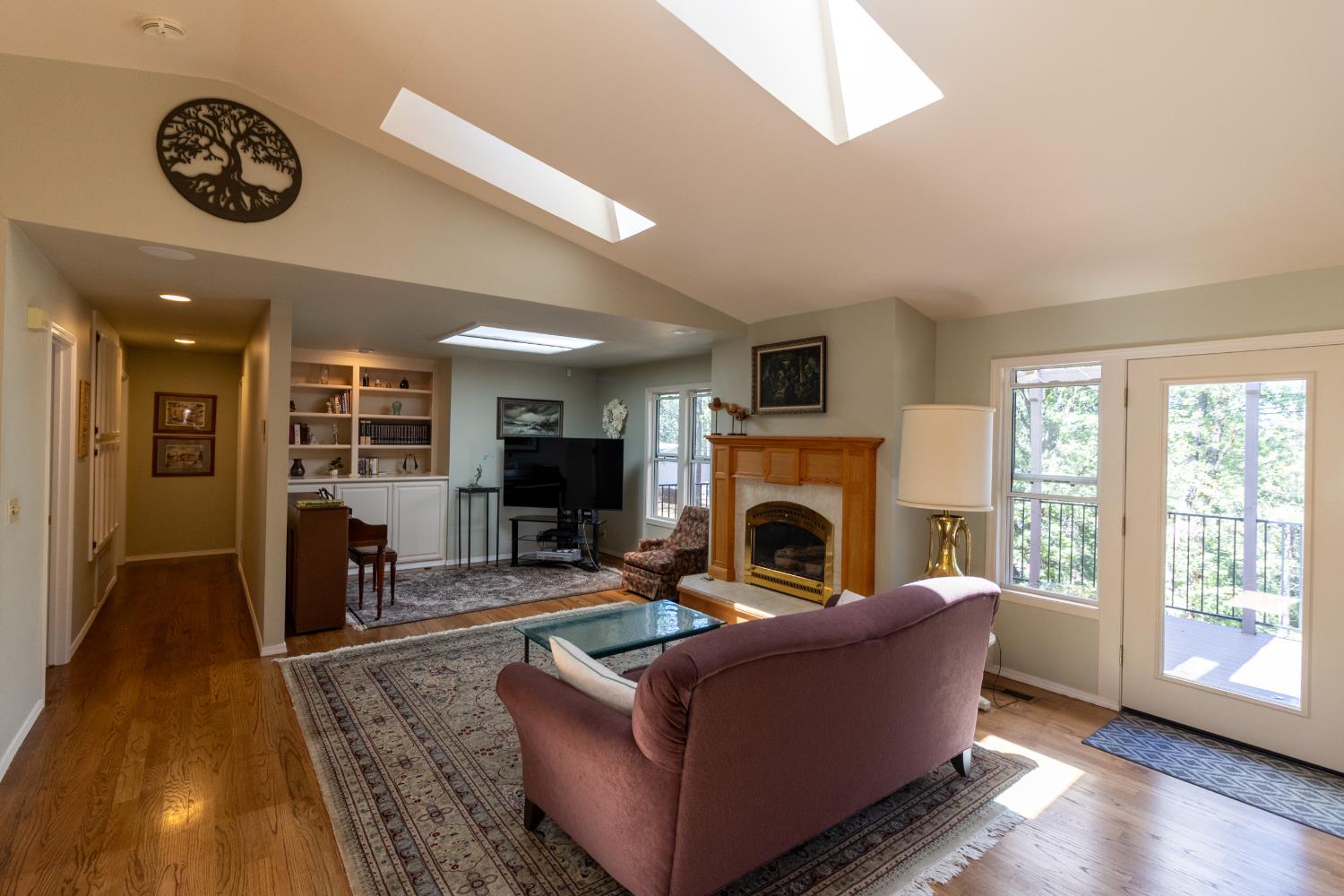 Detail Gallery Image 7 of 66 For 18069 Norlene Way, Grass Valley,  CA 95949 - 3 Beds | 3 Baths