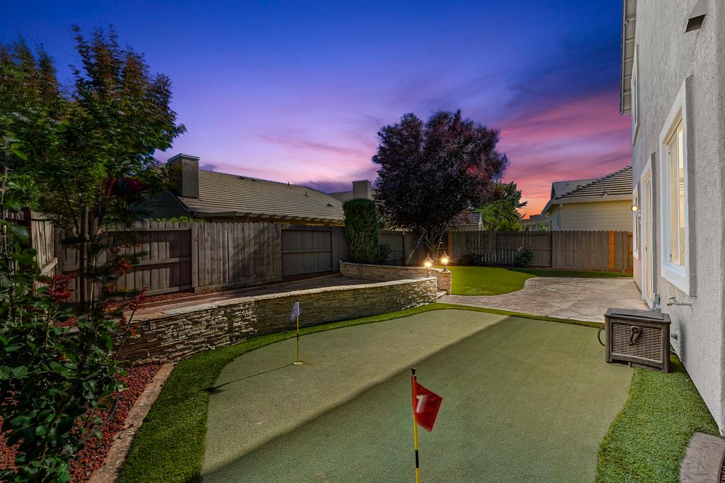 Detail Gallery Image 45 of 52 For 11886 Fire Agate Way, Rancho Cordova,  CA 95742 - 4 Beds | 3 Baths