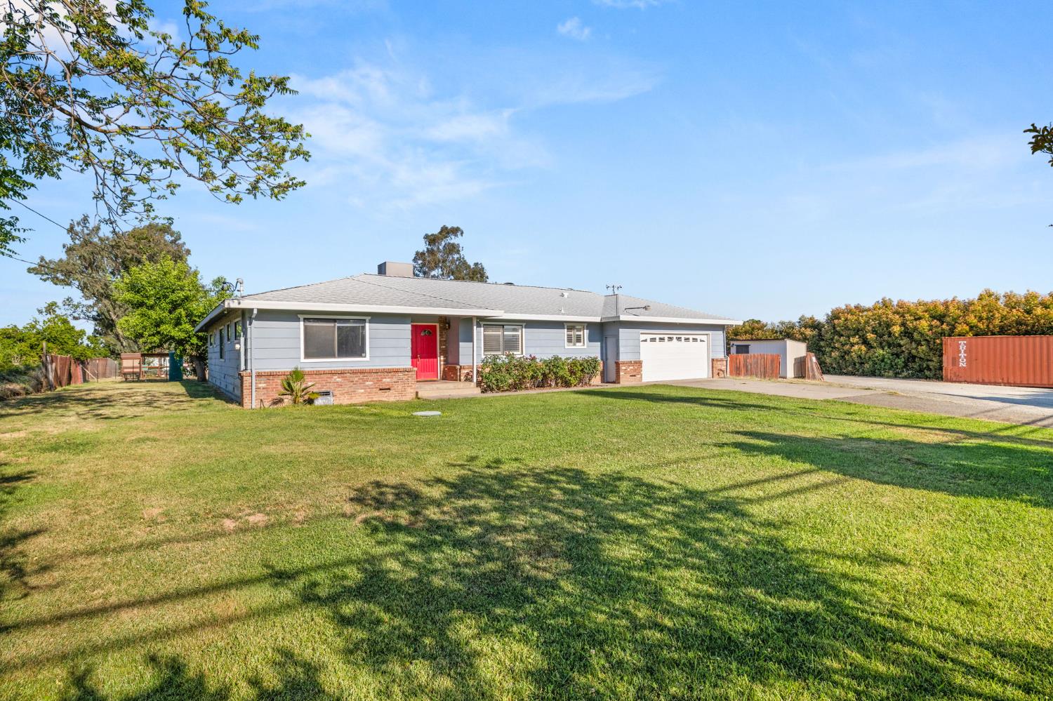 Detail Gallery Image 3 of 64 For 8643 El Verano Ave, Elverta,  CA 95626 - 3 Beds | 2 Baths