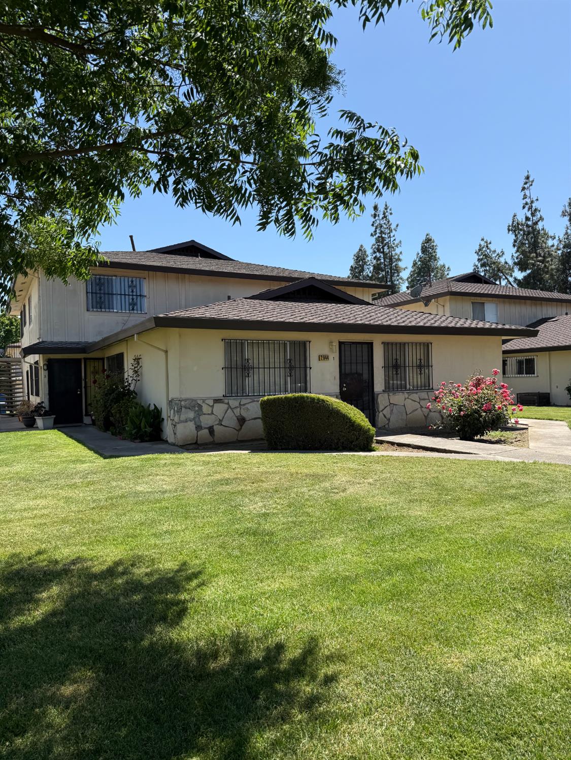 Detail Gallery Image 1 of 4 For 2944 Peachtree Dr #2,  Stockton,  CA 95203 - 2 Beds | 1 Baths