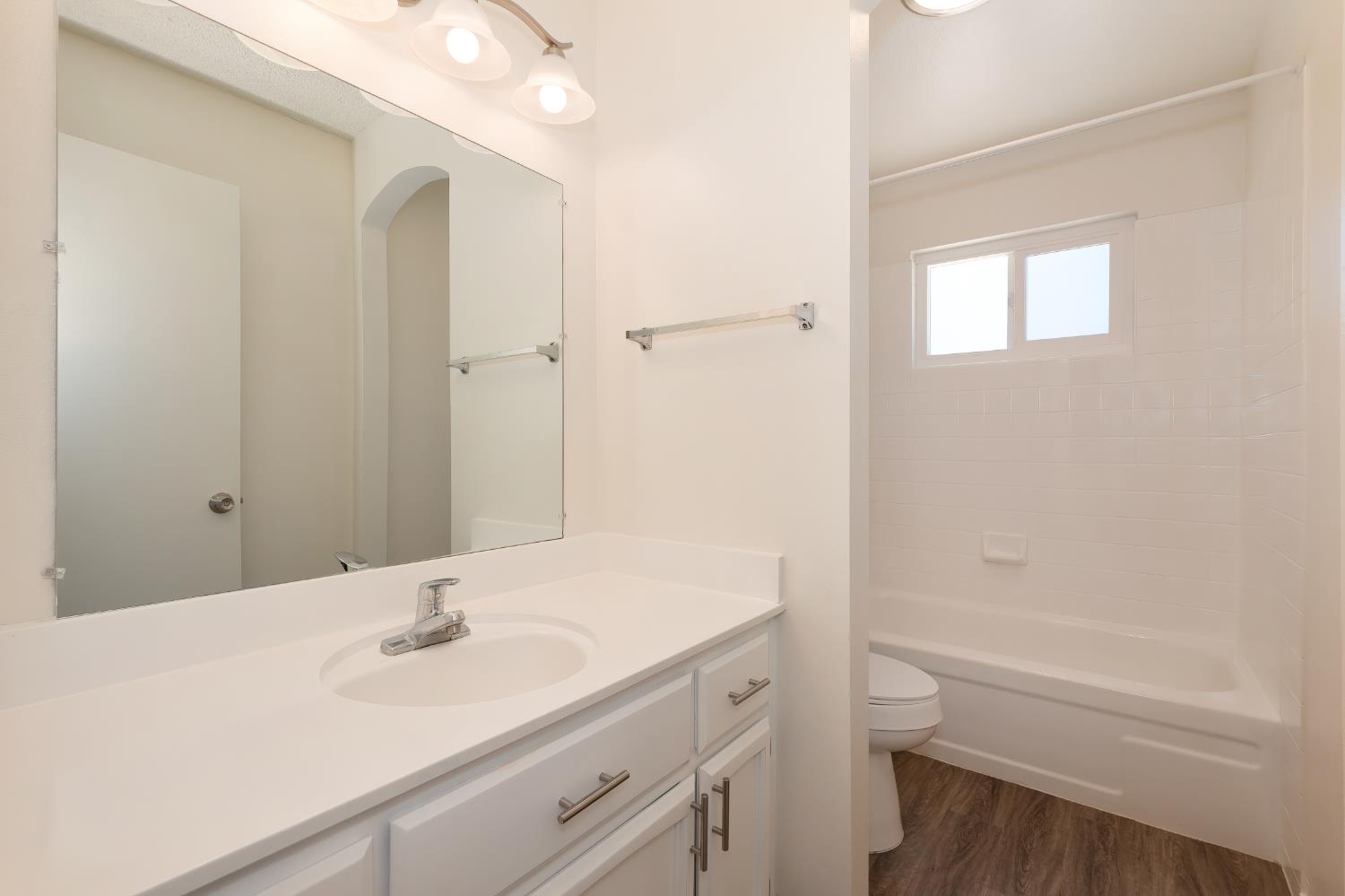 Detail Gallery Image 25 of 34 For 3017 Nikol, Sacramento,  CA 95826 - 4 Beds | 2/1 Baths