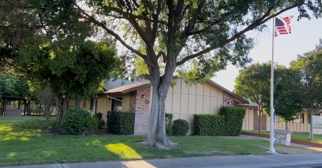 Detail Gallery Image 1 of 11 For 3037 Holiday Ln, Modesto,  CA 95350 - – Beds | – Baths