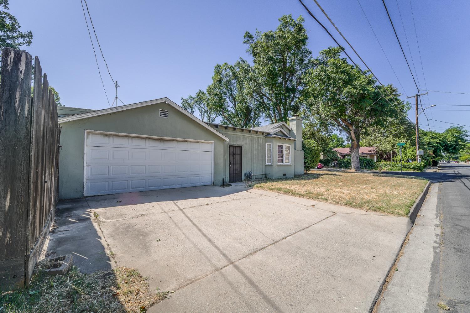 Detail Gallery Image 3 of 18 For 1018 Blair Ave, Modesto,  CA 95350 - 2 Beds | 1 Baths
