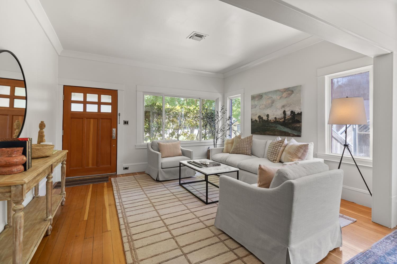 Detail Gallery Image 8 of 53 For 4860 U St, Sacramento,  CA 95817 - 3 Beds | 2 Baths