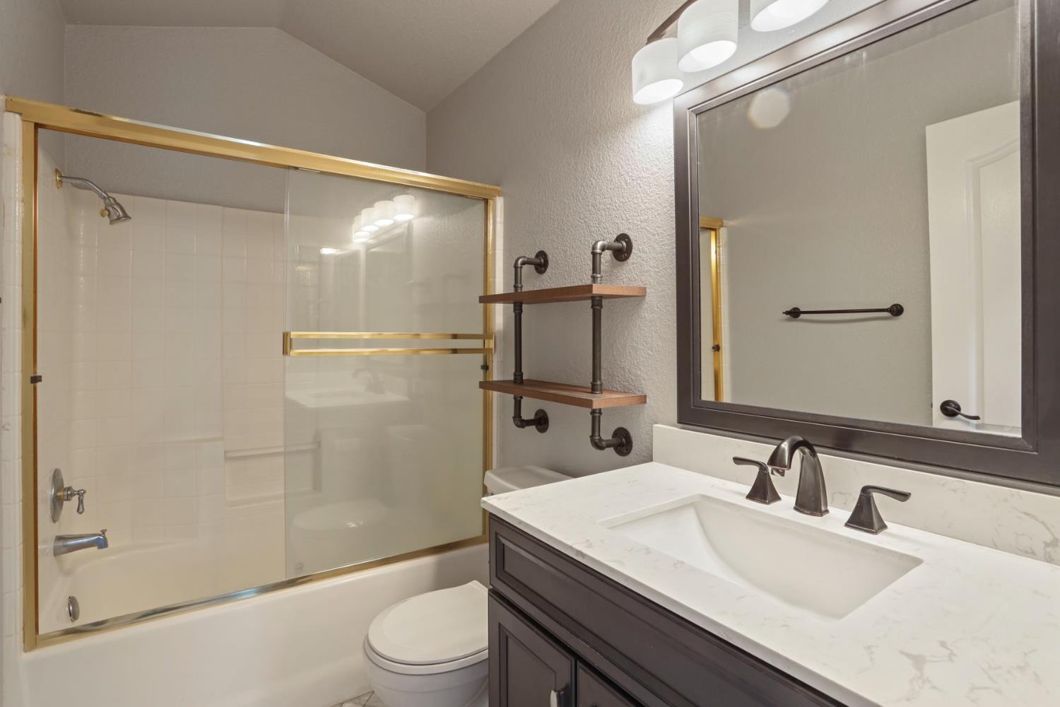 Detail Gallery Image 18 of 37 For 1022 Kirksey, Turlock,  CA 95382 - 3 Beds | 2 Baths