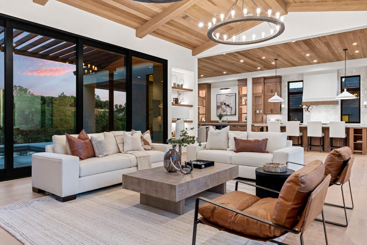 Detail Gallery Image 6 of 93 For 789 Del Coronado Ct, El Dorado Hills,  CA 95762 - 5 Beds | 5/1 Baths