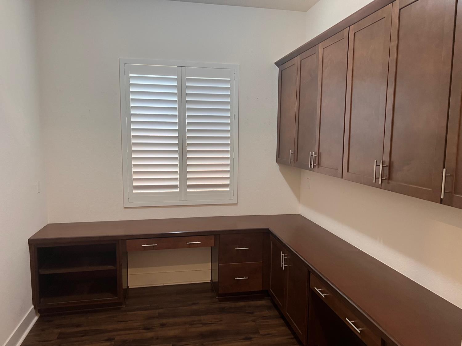 Detail Gallery Image 16 of 19 For 6281 Element Ln, Roseville,  CA 95747 - 3 Beds | 3/1 Baths