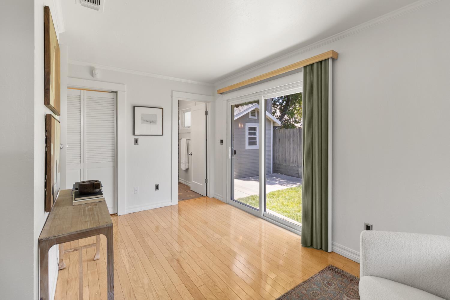 Detail Gallery Image 27 of 53 For 4860 U St, Sacramento,  CA 95817 - 3 Beds | 2 Baths