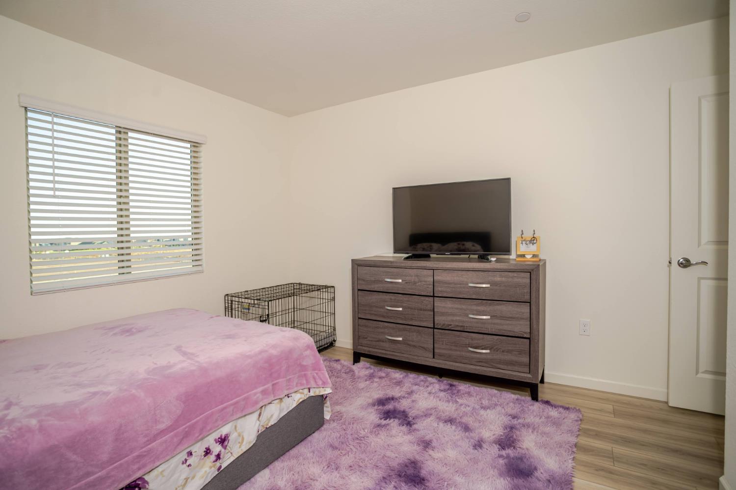 Detail Gallery Image 22 of 43 For 12808 Scholarly Way, Rancho Cordova,  CA 95742 - 5 Beds | 3/1 Baths