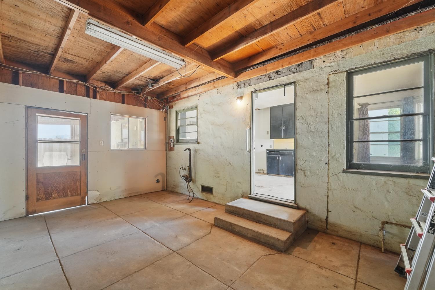 Detail Gallery Image 13 of 18 For 1018 Blair Ave, Modesto,  CA 95350 - 2 Beds | 1 Baths