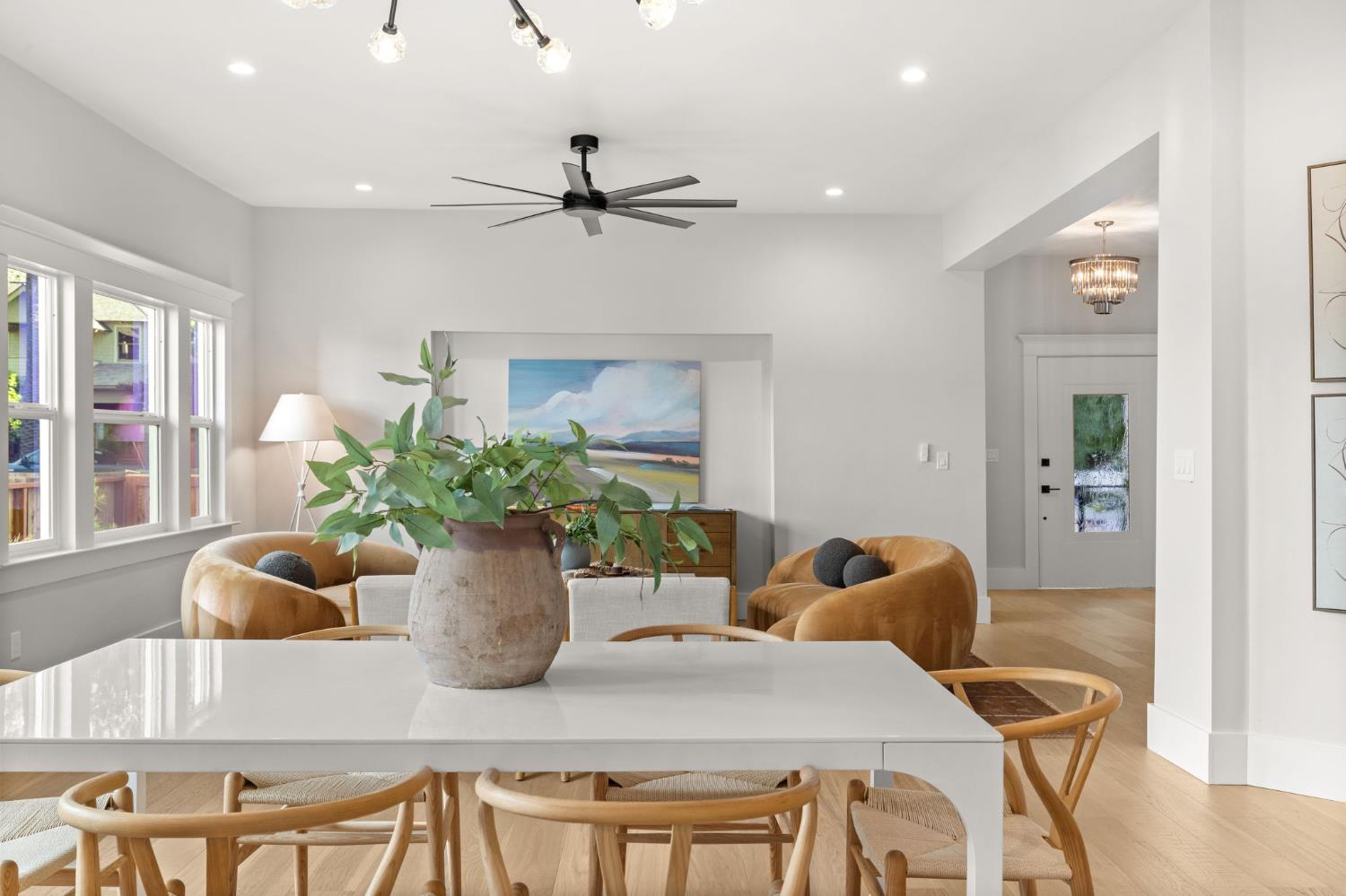 Detail Gallery Image 29 of 73 For 1421 T St, Sacramento,  CA 95811 - 4 Beds | 3 Baths