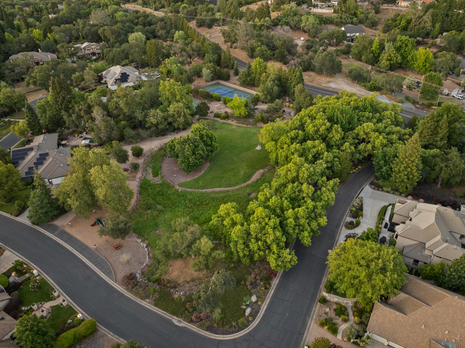 Detail Gallery Image 88 of 89 For 5859 Granite Hills Dr, Granite Bay,  CA 95746 - 5 Beds | 4/2 Baths