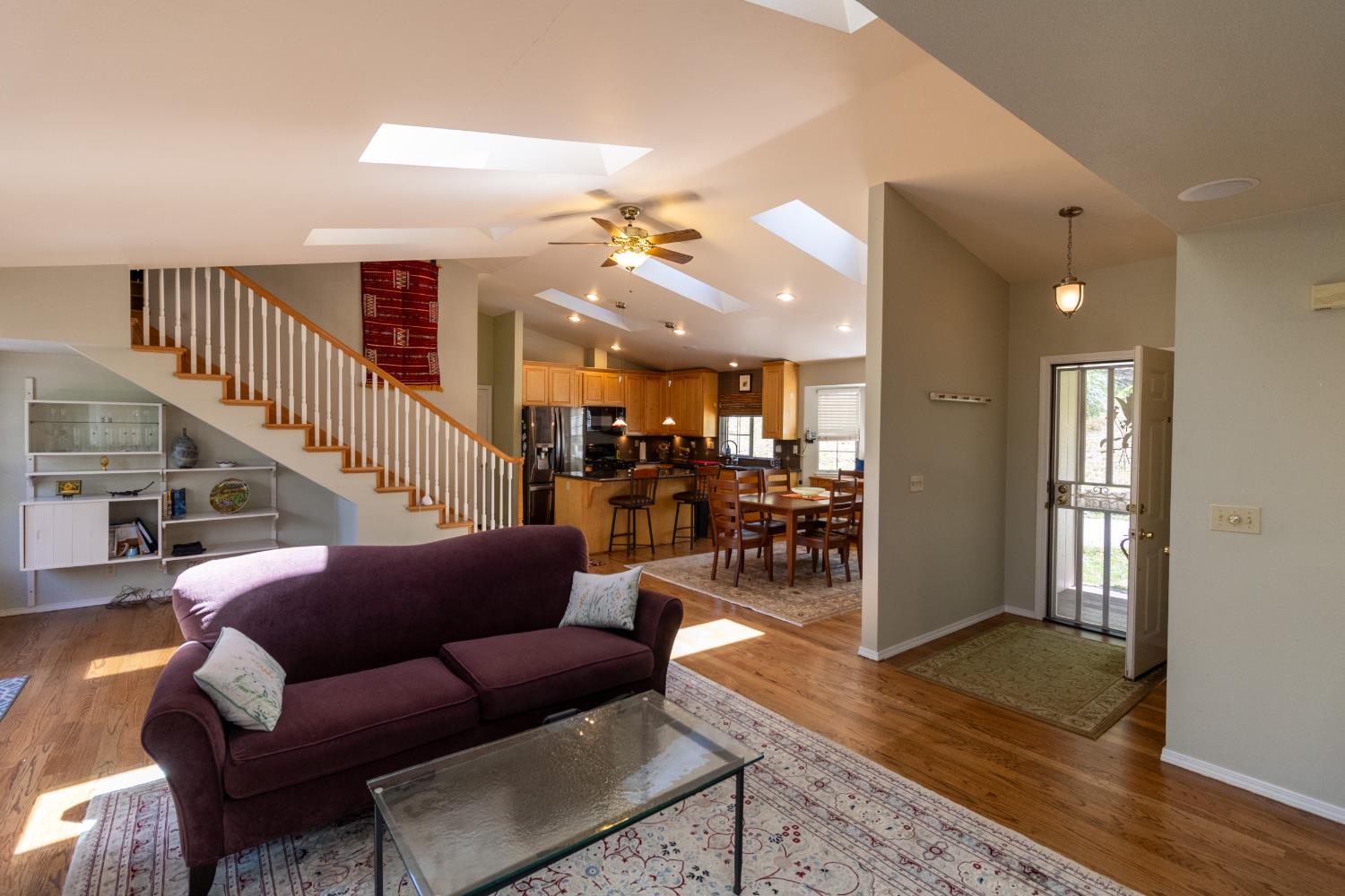 Detail Gallery Image 6 of 66 For 18069 Norlene Way, Grass Valley,  CA 95949 - 3 Beds | 3 Baths