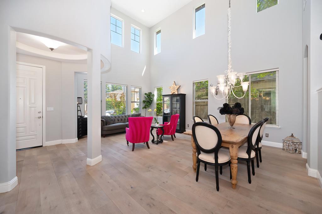 Detail Gallery Image 3 of 57 For 1013 Sandwick Way, Folsom,  CA 95630 - 4 Beds | 4 Baths