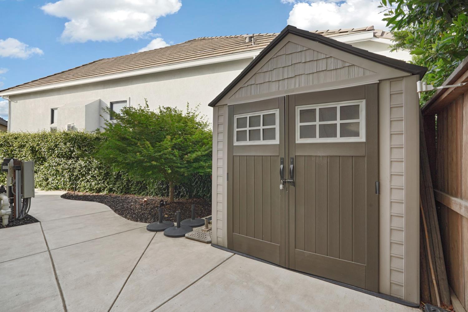 Detail Gallery Image 67 of 75 For 3021 Belmont Dr, Lodi,  CA 95242 - 5 Beds | 3/1 Baths
