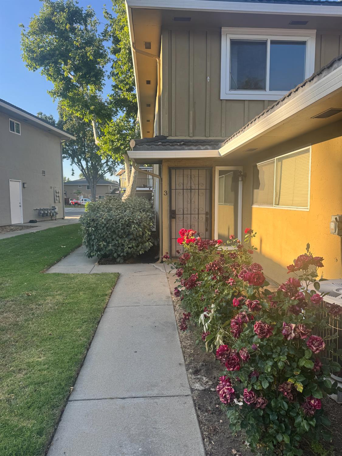 Detail Gallery Image 1 of 6 For 5707 Calmor #3,  San Jose,  CA 95123 - 2 Beds | 1 Baths