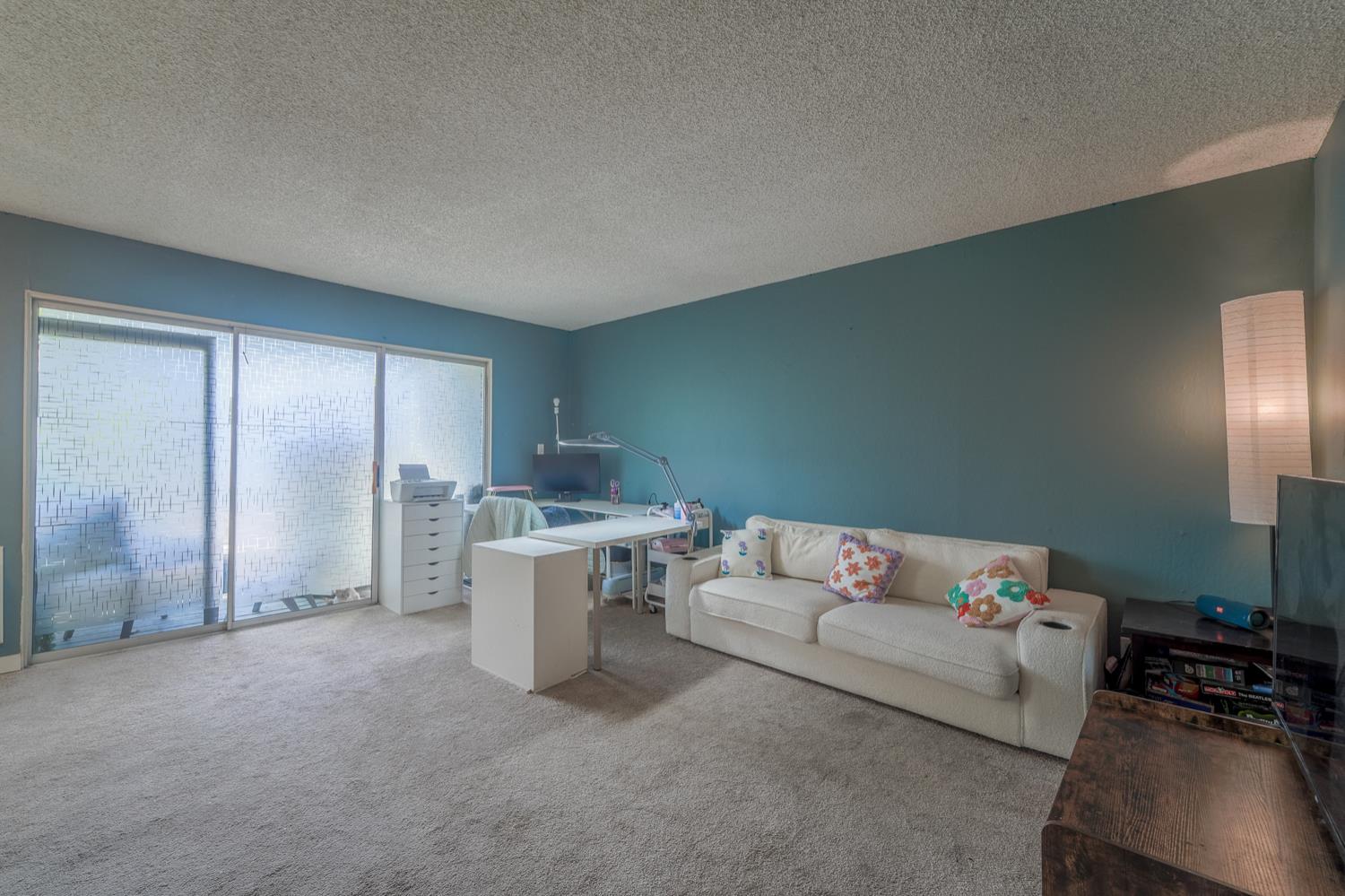 Detail Gallery Image 10 of 31 For 1036 Oak Grove Rd #86,  Concord,  CA 94518 - 1 Beds | 1 Baths