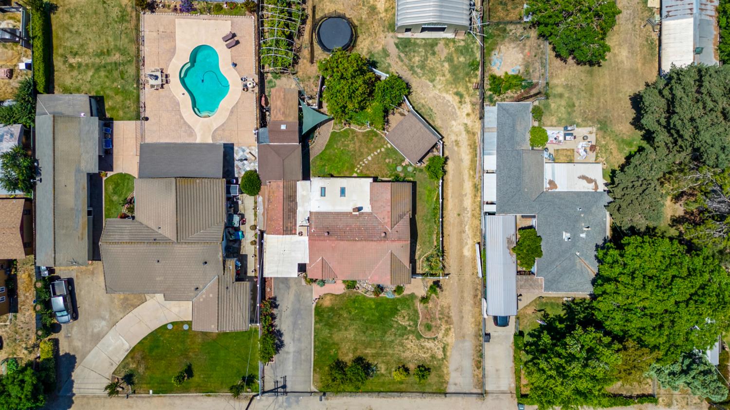 Detail Gallery Image 45 of 51 For 1721 Grimes Ave, Modesto,  CA 95358 - 3 Beds | 2 Baths