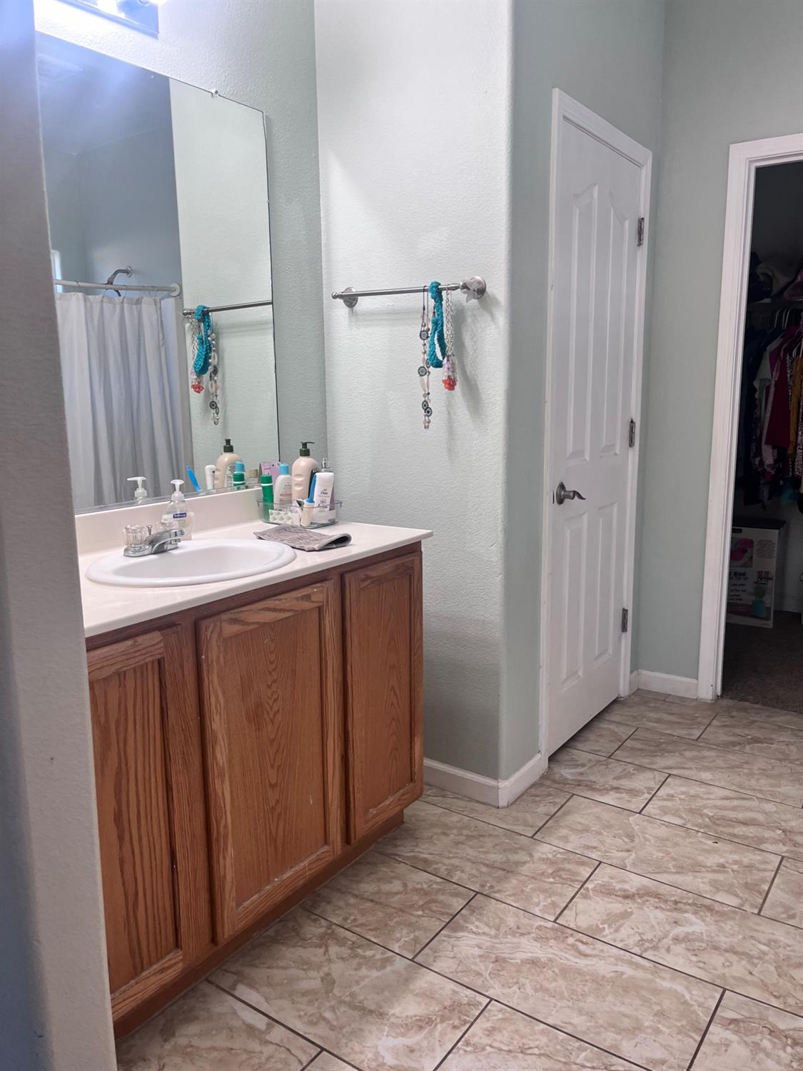 Bluebell Avenue, Olivehurst, California image 36