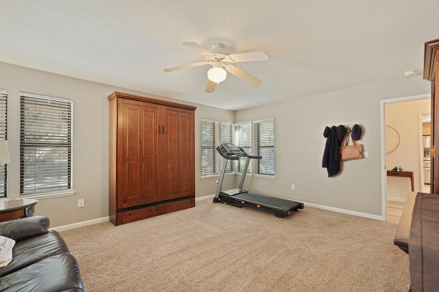 Detail Gallery Image 22 of 44 For 6200 Viewridge Dr, Auburn,  CA 95602 - 3 Beds | 3 Baths