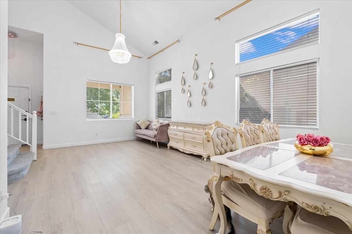 Detail Gallery Image 6 of 37 For 45 White Birch Ct, Roseville,  CA 95678 - 4 Beds | 3 Baths