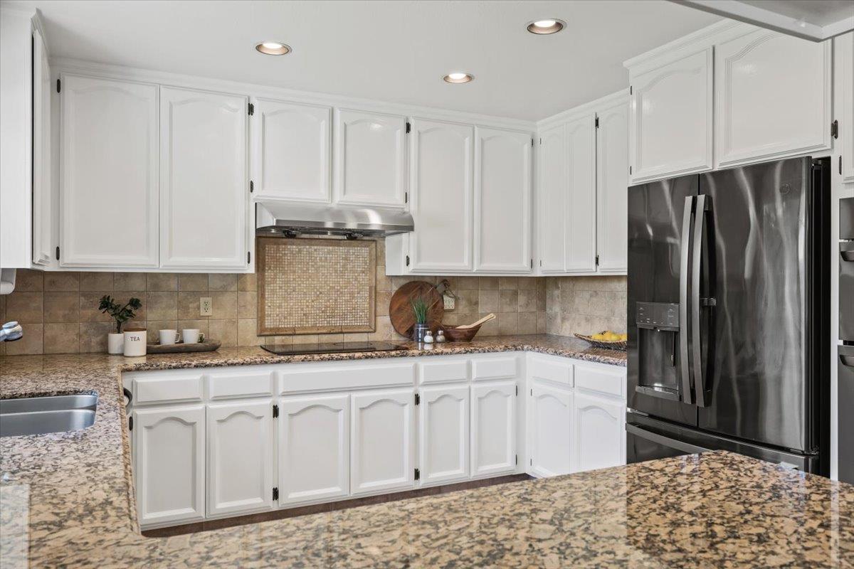 Detail Gallery Image 9 of 35 For 2323 Thistle Down Dr, Roseville,  CA 95661 - 4 Beds | 3 Baths