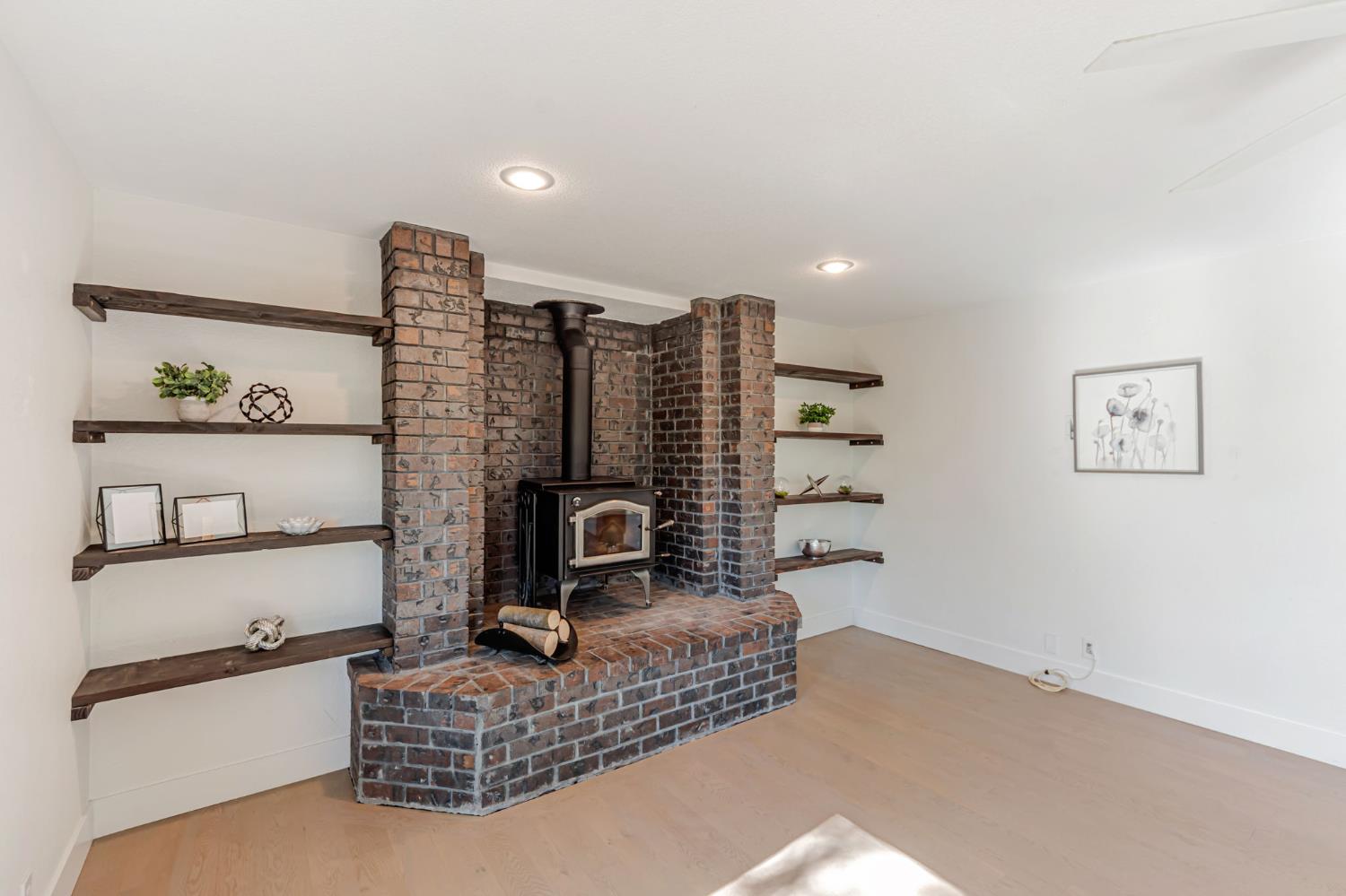 Detail Gallery Image 33 of 85 For 305 Nob Hill Dr, Applegate,  CA 95703 - 4 Beds | 2/1 Baths