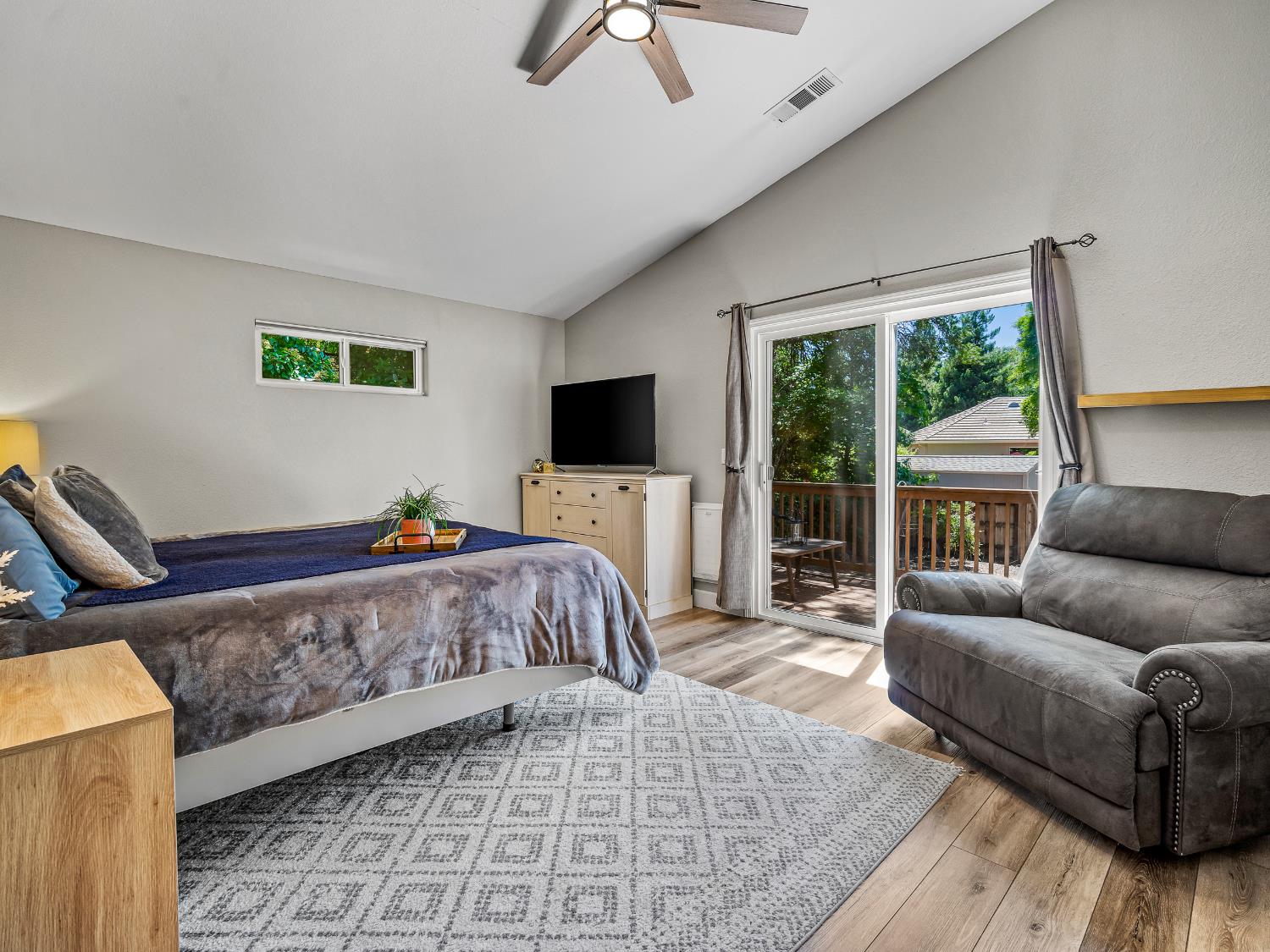 Detail Gallery Image 25 of 44 For 3400 Raben Way, Cameron Park,  CA 95682 - 4 Beds | 2/1 Baths