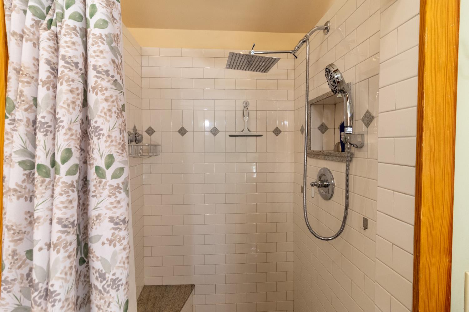 Detail Gallery Image 48 of 66 For 18069 Norlene Way, Grass Valley,  CA 95949 - 3 Beds | 3 Baths