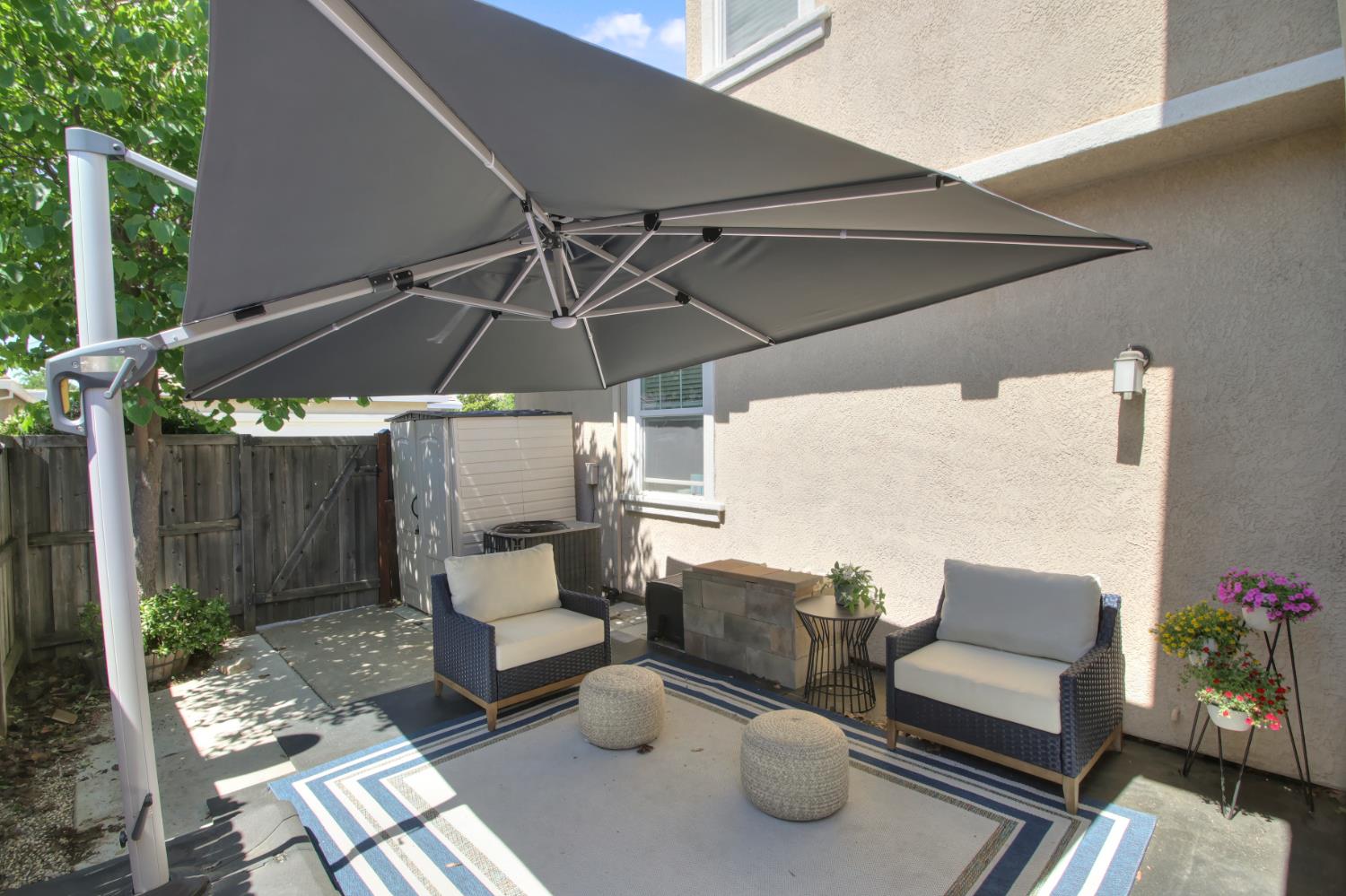 Detail Gallery Image 33 of 36 For 3043 Brunnet Ln, Sacramento,  CA 95833 - 4 Beds | 2/1 Baths