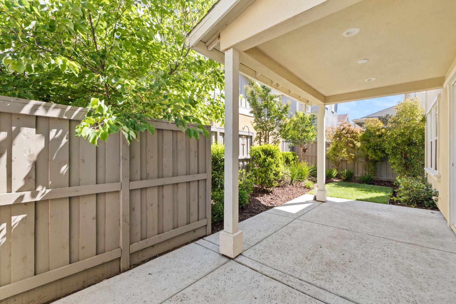 Detail Gallery Image 49 of 78 For 3565 Forney Way, Sacramento,  CA 95816 - 4 Beds | 2/1 Baths