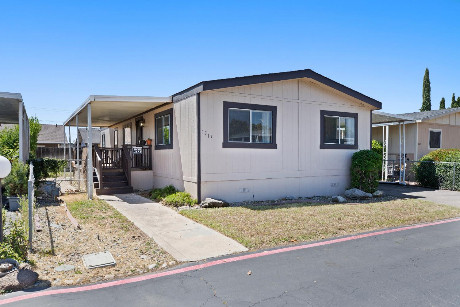 Detail Gallery Image 2 of 30 For 1517 Panthers Lane, Modesto,  CA 95355 - 3 Beds | 2 Baths
