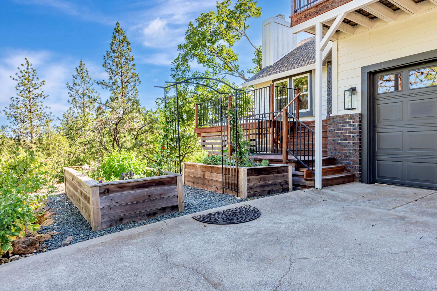 Detail Gallery Image 67 of 85 For 305 Nob Hill Dr, Applegate,  CA 95703 - 4 Beds | 2/1 Baths