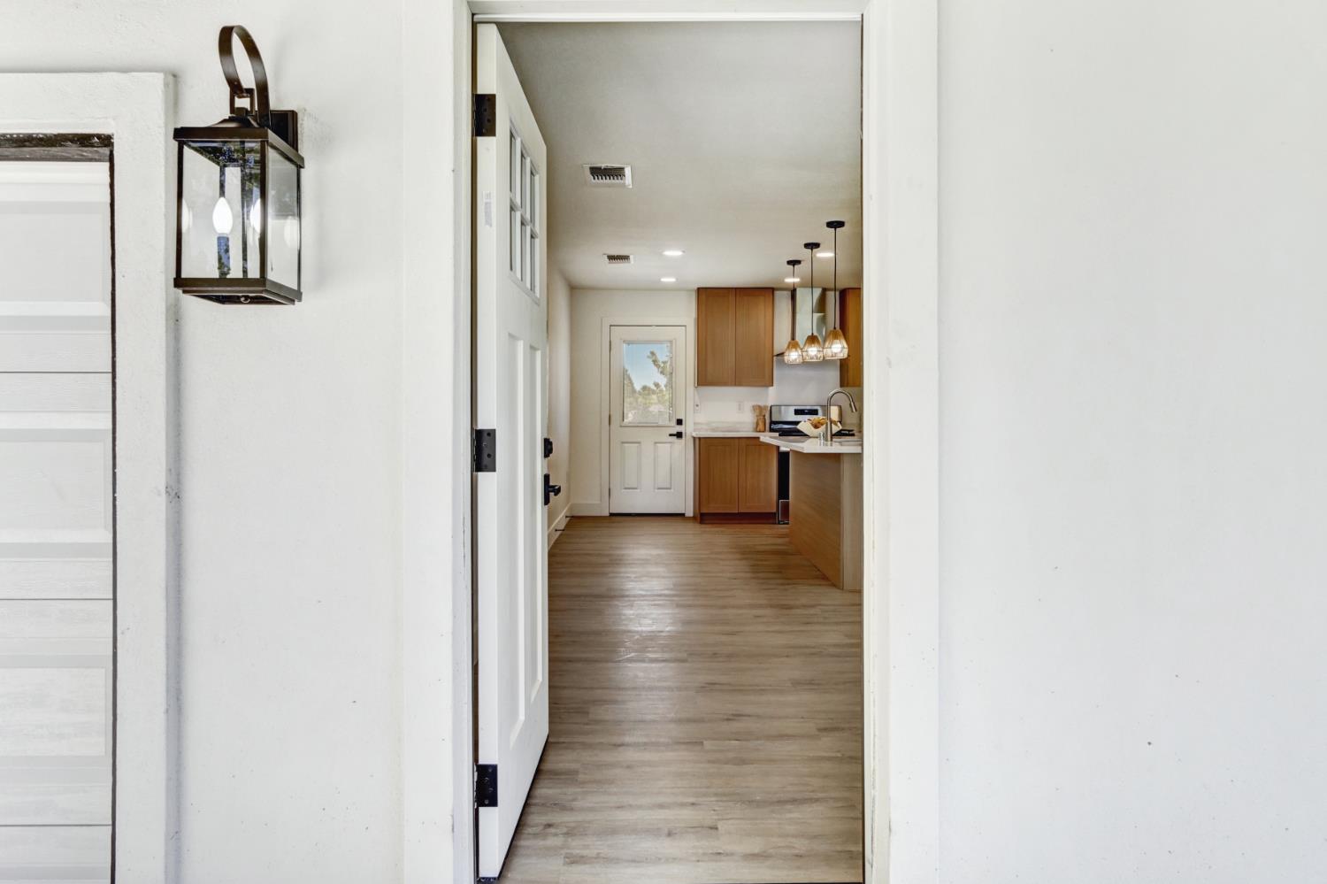 Detail Gallery Image 5 of 37 For 510 U St, Rio Linda,  CA 95673 - 3 Beds | 2 Baths