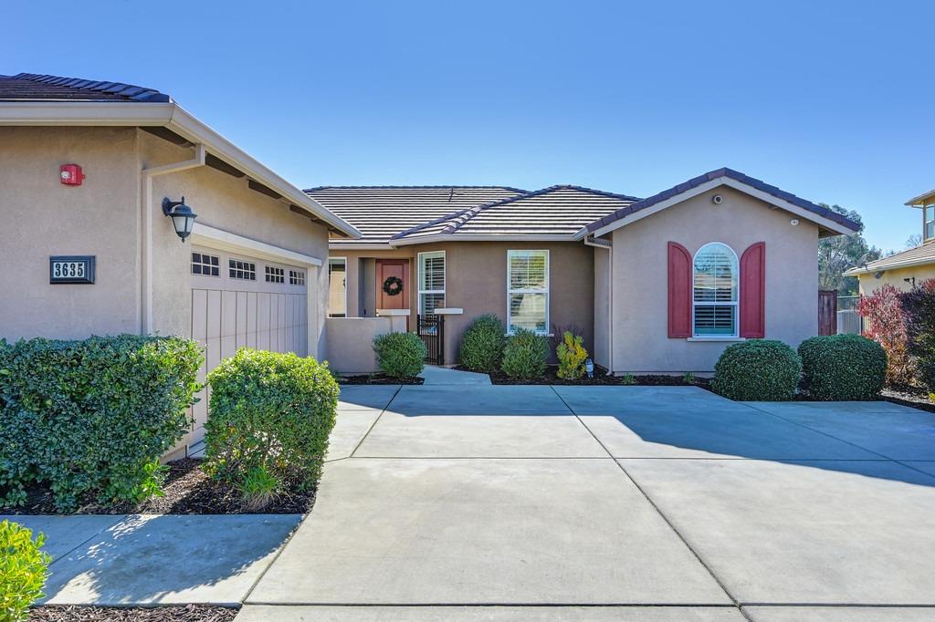 Detail Gallery Image 5 of 48 For 3635 Arden Villa Pl, Roseville,  CA 95747 - 4 Beds | 2/1 Baths