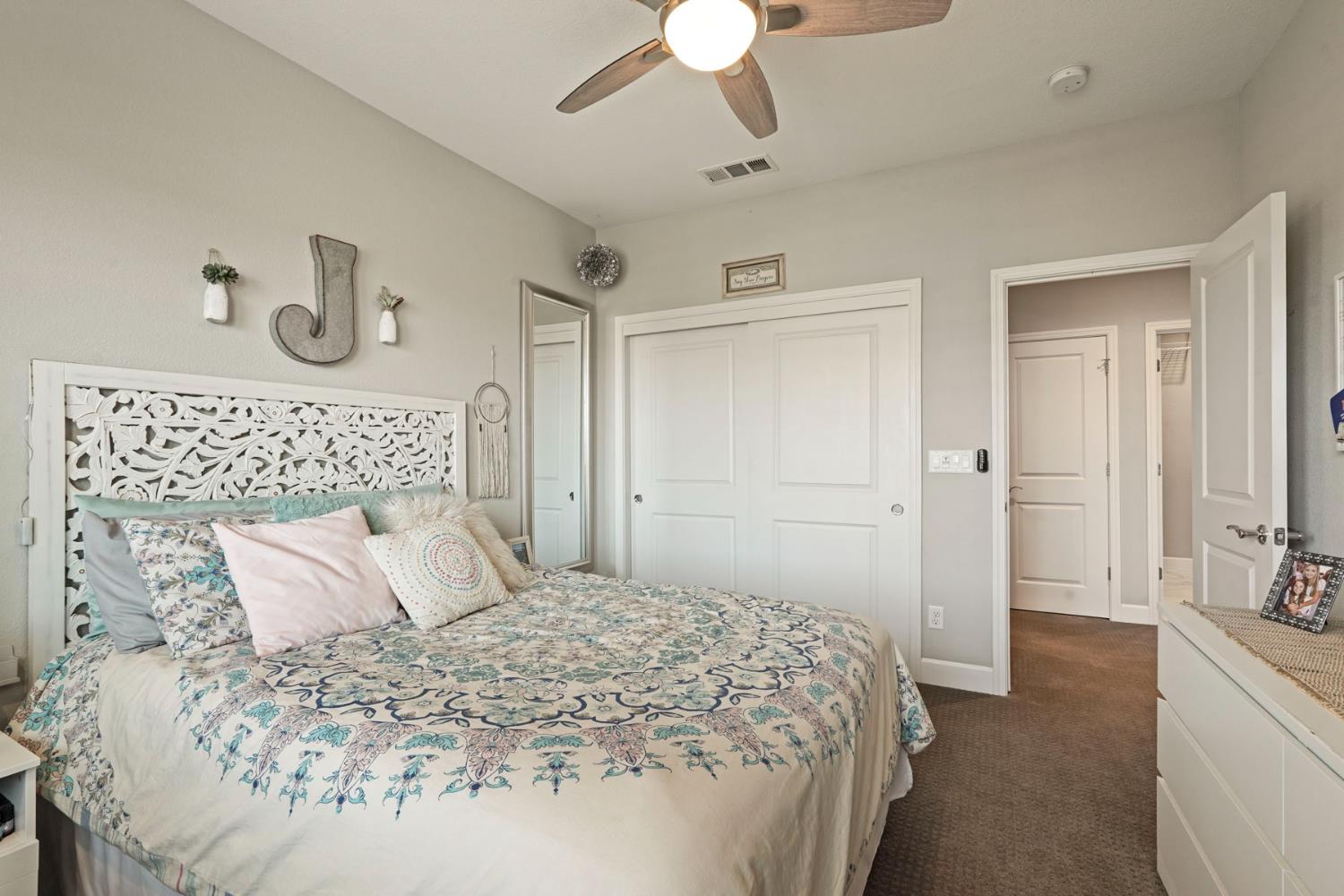 Detail Gallery Image 41 of 75 For 3021 Belmont Dr, Lodi,  CA 95242 - 5 Beds | 3/1 Baths