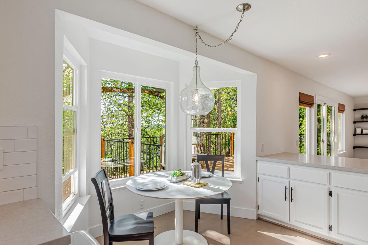 Detail Gallery Image 15 of 85 For 305 Nob Hill Dr, Applegate,  CA 95703 - 4 Beds | 2/1 Baths