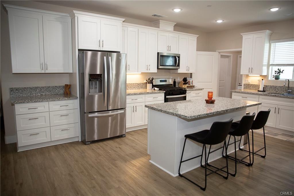 Detail Gallery Image 5 of 22 For 1840 De La Guerra Way, Atwater,  CA 95301 - 4 Beds | 2 Baths