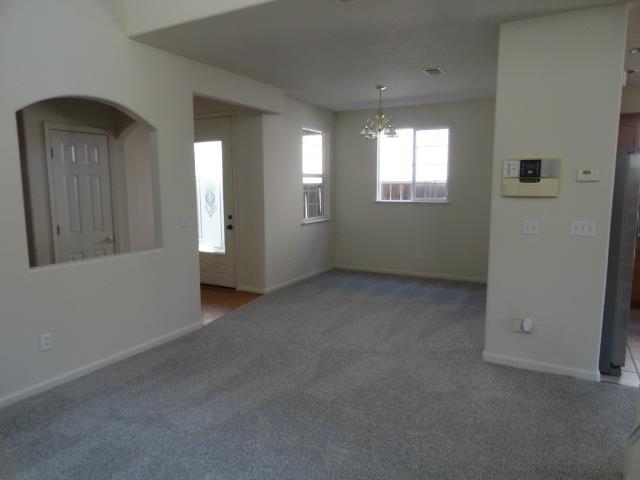 Detail Gallery Image 9 of 29 For 8207 Shay Cir, Stockton,  CA 95212 - 4 Beds | 2/1 Baths
