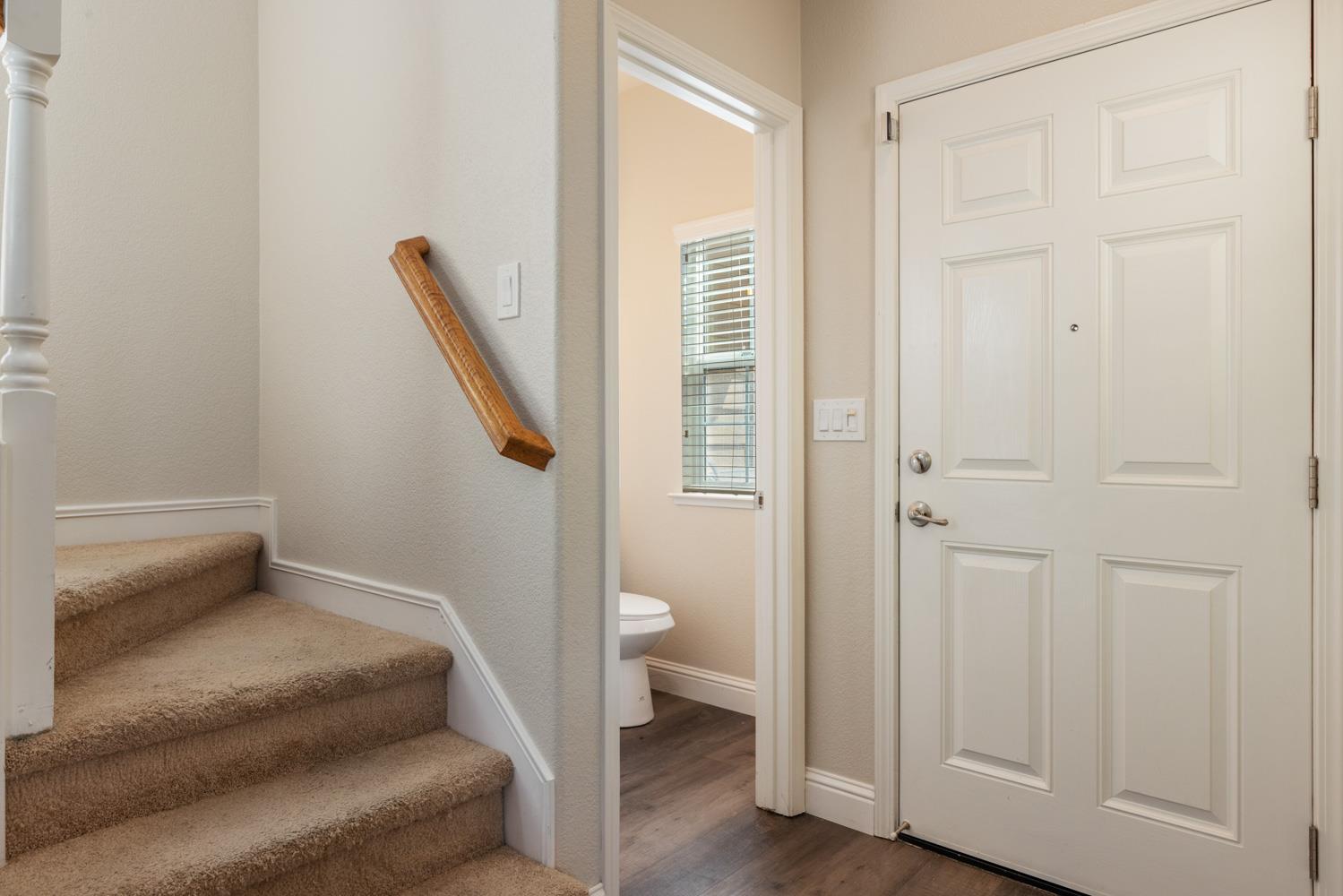 Detail Gallery Image 6 of 40 For 5301 Darpinian Ct, Riverbank,  CA 95367 - 3 Beds | 2/1 Baths